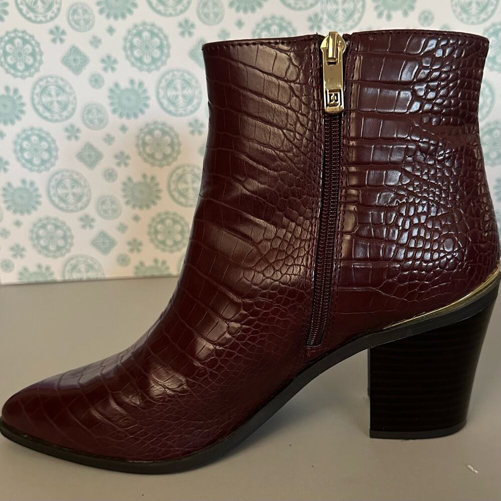Liz Claiborne red brown croc print faux leather pointed toes 3.5” heels size 8.5 - Picture 8 of 13